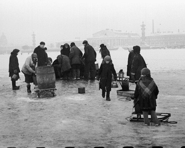 27 января - День освобождения Ленинграда от фашистской блокады