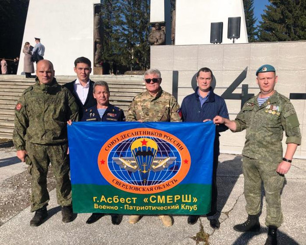 Ветераны Асбеста побывали на освящении боевых знамен