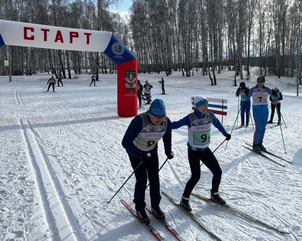 Чиновники Асбеста выиграли окруджную лыжную гонку