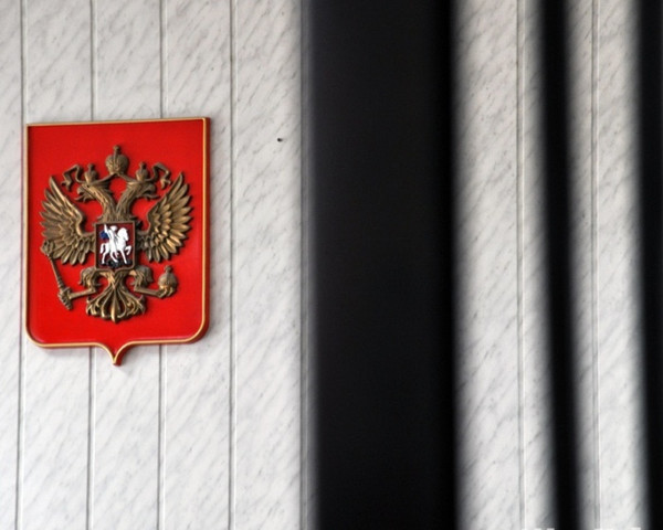 Директора филиала паспортно-визового сервиса МВД задержали в Екатеринбурге